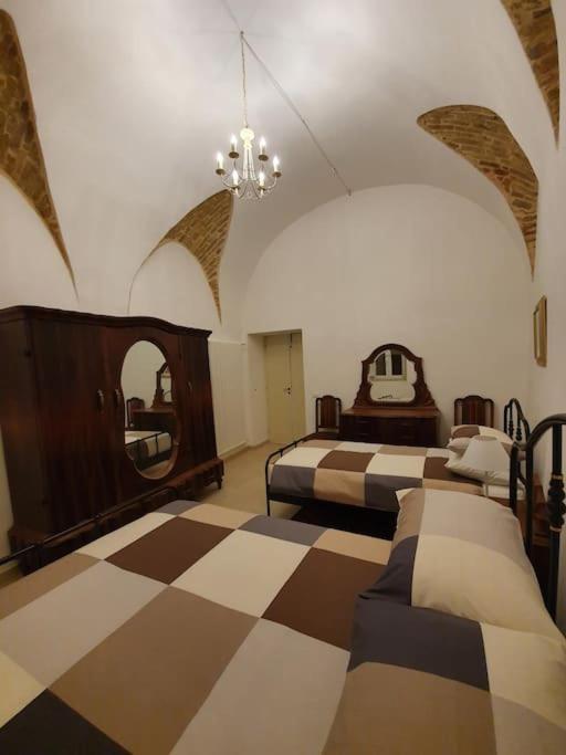 Casa Santa Maria - Beautifully Restored House In Centro Storico Irsina Basilicata Puglia Экстерьер фото
